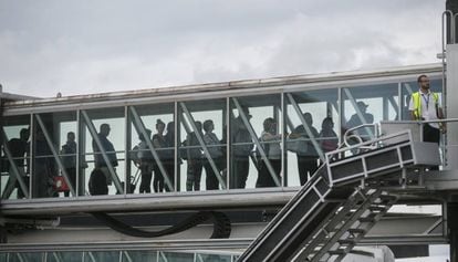 Pasajeros en el Aeropuerto de Barcelona-El Prat.