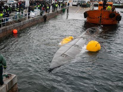 El narcosubmarino, el primero incautado tras supuestamente efectuar una travesía intercontinental, fue abandonado por sus tres tripulantes, en noviembre de 2019.