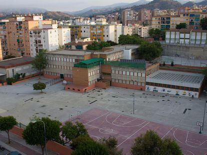 Edificio del centro escolar Blas Infante, en Málaga.