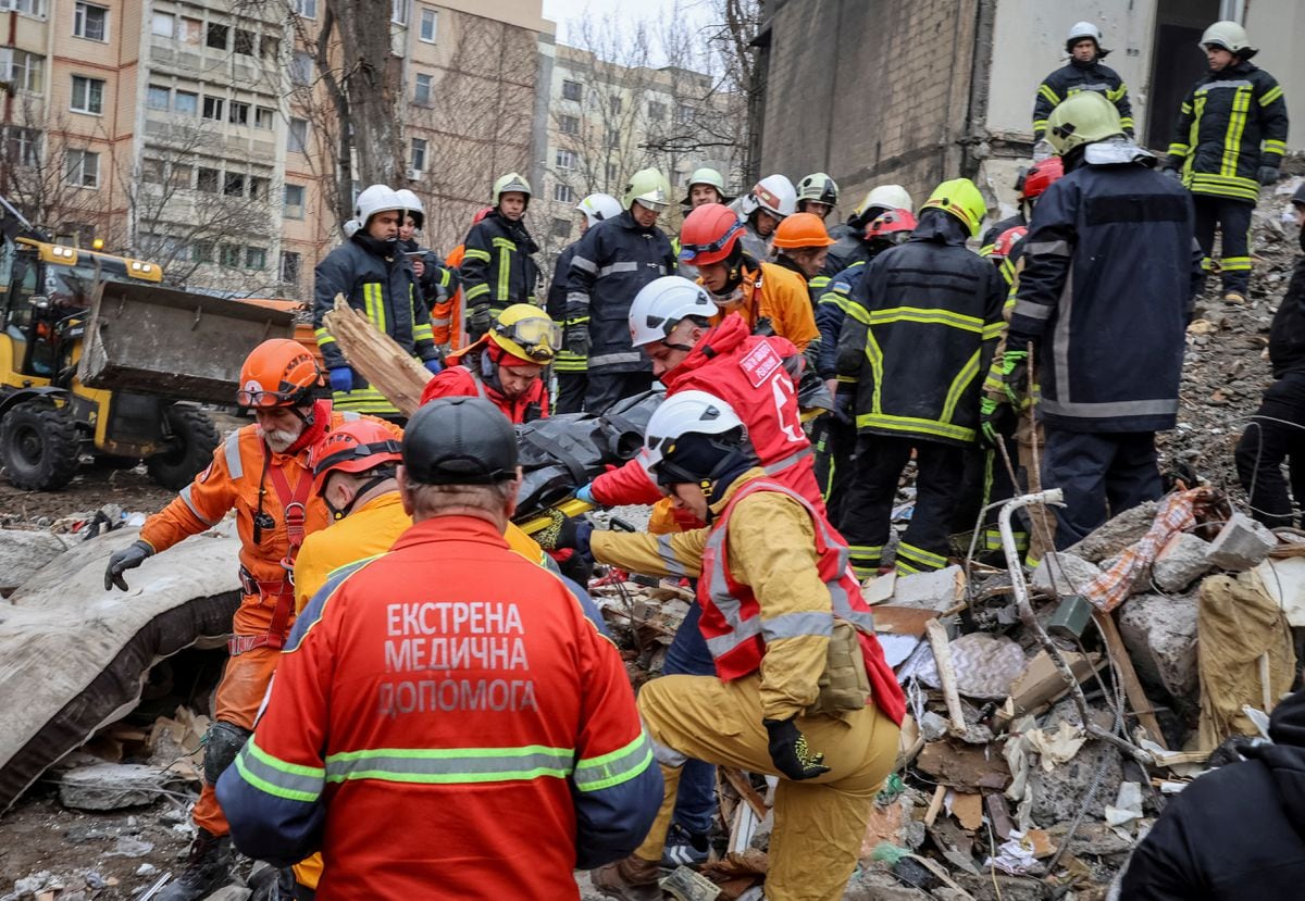 A Russian bombing in Odessa causes at least 20 deaths |