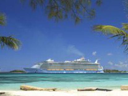 El crucero a su paso por Bahamas.