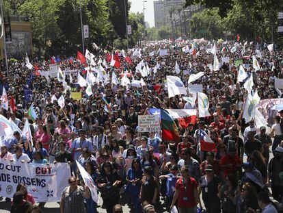 Manifestación contra el gobierno de Sebastian Piñera este miércoles en Santiago de Chile.