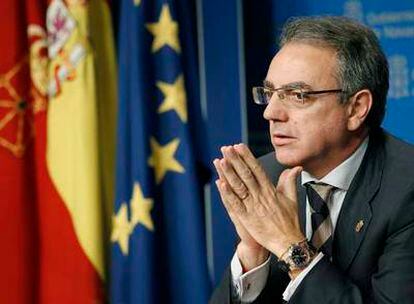 Miguel Sanz, presidente de UPN y candidato a la reelección como presidente de Navarra, en rueda de prensa.