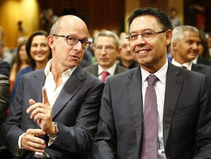 El vicepresidente Jordi Cardoner junto a Josep Maria Bartomeu.