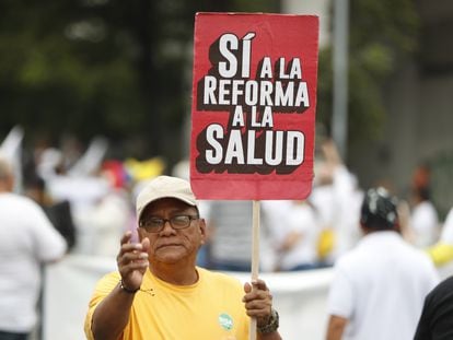 Simpatizantes de Gustavo Petro participan en una manifestación en apoyo a la reforma a la Salud, en Cali (Colombia), el pasado 14 de febrero.