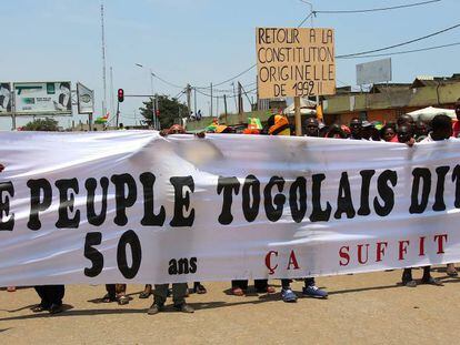 Protestas contra la reeleción del presidente en Lome (Togo) el pasado mes de octubre.