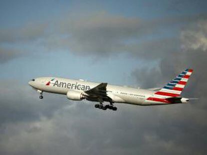 Boeing 777 de American Airlines.