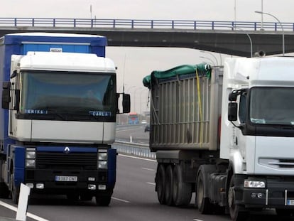 Pagar en las autovías: dos tazas de caldo