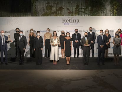 Desde la izquierda, en primera fila, Alfonso Bernabé (Reciclalia); Yann Remirez (Técnicas Reunidas); Diana Morant, ministra de Ciencia e Innovación; Julieta Maresca (Repsol); la reina Letizia; Albert Cuatrecasas (Cellnex); Joseph Oughourlian, presidente de PRISA; Silvia Lazcano (Airbus). En segunda fila, Jaime García Cantero, director de Retina; Begoña Gómez (Universidad Complutense); Sara Aagesen, secretaria de Estado de Energía; Pepa Bueno, directora de EL PAÍS; Luis Abad (Capgemini); Dimitris Bountolos (Ferrovial); Cristina Rivero (CEOE); Lara de Mesa (Santander); y Laurent Perea (Capgemini Invent).ANDREA COMAS