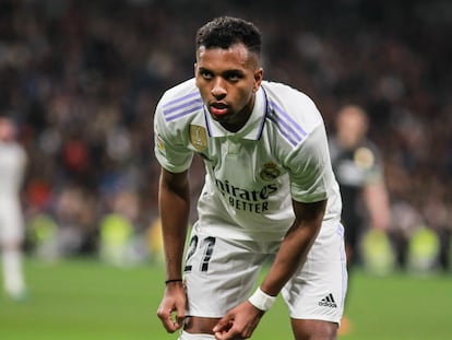 Rodrygo durante el partido del Real Madrid contra el Elche en el Bernabéu.