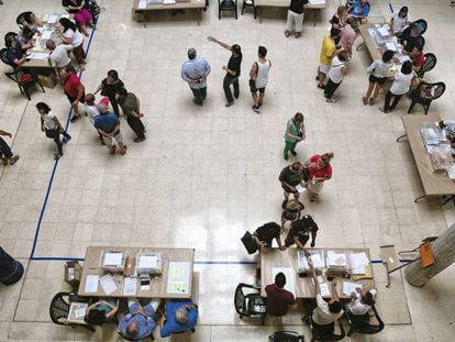 Un colegio electoral, en Palma, durante las elecciones generales de junio 2016.