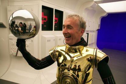 Anthony Daniels, el hombre detár (o debajo) de C-3PO.