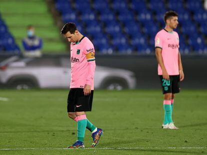 Lionel Messi al finalizar el partido, tras perder ante el Getafe por un tanto a cero este domingo en el Coliseum Alfonso Pérez.