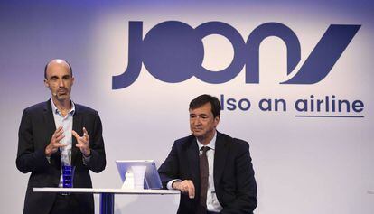 Els directius d'Air France, a la presentació de la seva filial Joon.