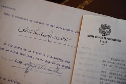 Documentación de Celso Emilio Ferreiro descubierta en el Colegio de Procuradores de Vigo.