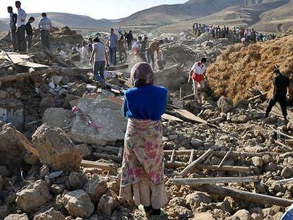 La Media Luna Roja cifra en 48.000 los afectados en los seísmos en Irán