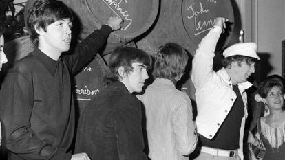 Antes de Yoko –que era malísima–, los Beatles bebían sherry.