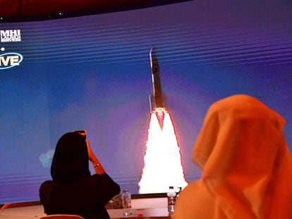 Foto tomada el 19 de julio pasado en Dubai, durante la salida de la misión 'Al Amal'.