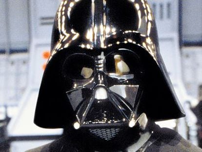Darth Vader en pleno rodaje, en 1976.