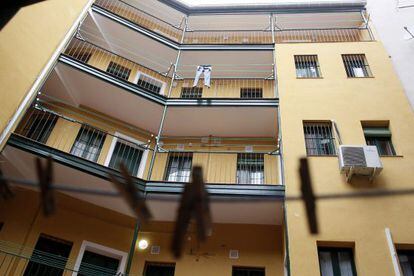 Viviendas sociales en Lavapiés, Madrid, propiedad de Renta Corporación.