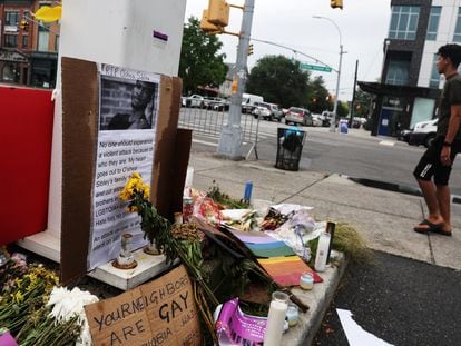 Un memorial a O'Shae Sibley, afroamericano de 28 años asesinado mientras bailaba una canción de Beyoncé, fue instalado en el lugar de los hechos en Brooklyn (Nueva York) el 7 de agosto de 2023.