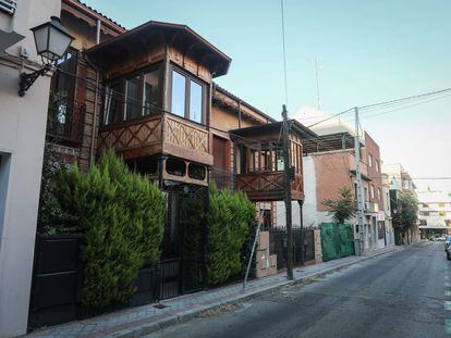 Una de las calles de la histórica Colonia Modernista, en el barrio de Guindalera.