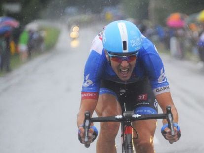 Navardauskas, camino de vencer en la decimonovena etapa del Tour.