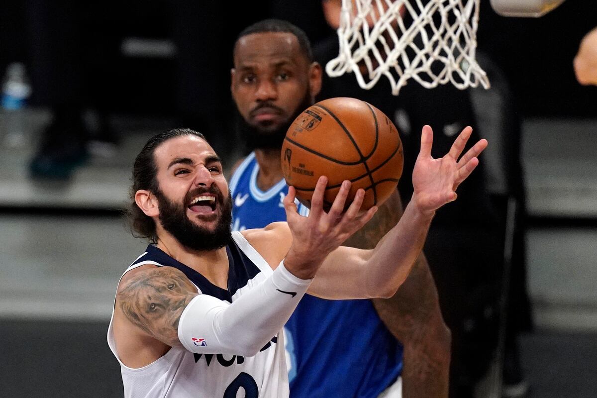 El peor año de los campeones del mundo de baloncesto