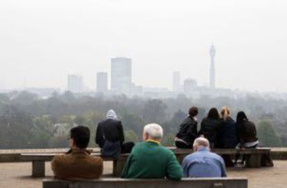 Vista de la contaminación desde Primrose Hill, en la zona norte de Londres.