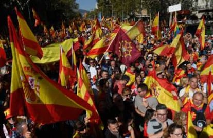 Manifestación en Barcelona en contra de la independencia de Cataluña el 27 de octubre de 2019.