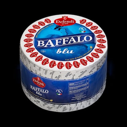 Baffalo Blu. Caseificio Defendi Luigi Srl (www.formaggidefendi.com). Italia.