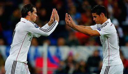 Bale sustituye a James.