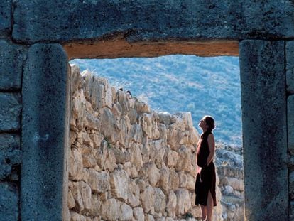 La Puerta de los Leones, en el yacimiento arqueológico de Micenas, en el Peloponeso (Grecia). 