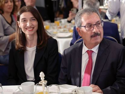 La ministra de Justicia, Pilar Llop, y el presidente del CGPJ, Rafael Mozo, durante su participación en el desayuno informativo del Fórum Europa celebrado el día 20 en Madrid.