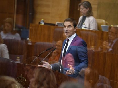 El portavoz de PSOE en la Asamblea de Madrid, Juan Lobato, durante el pleno de investidura, el pasado 22 de junio.