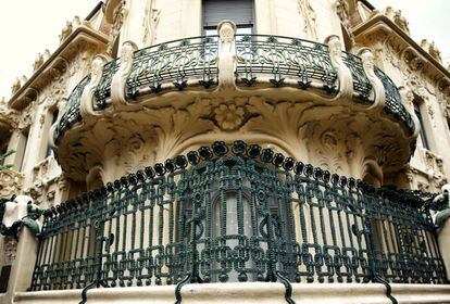 Fachada del palacio de Longoria, sede de la SGAE, en la calle de Fernando VI.