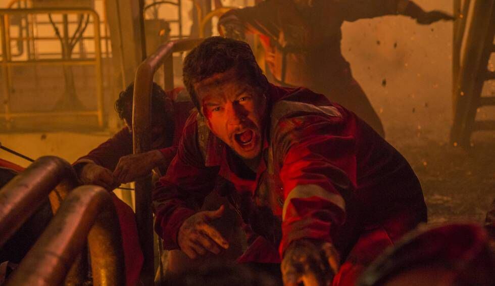 Mark Wahlberg, en un fotograma de la película 'Deepwater Horizon'.