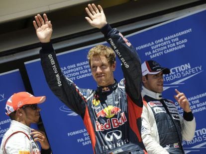 Vettel celebra su &#039;pole&#039; junto a Hamilton y Maldonado
