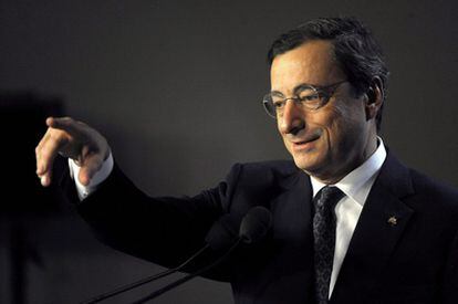 El nuevo gobernador del BCE, el italiano Mario Draghi, la pasada semana en la cumbre del G-20 en Cannes.