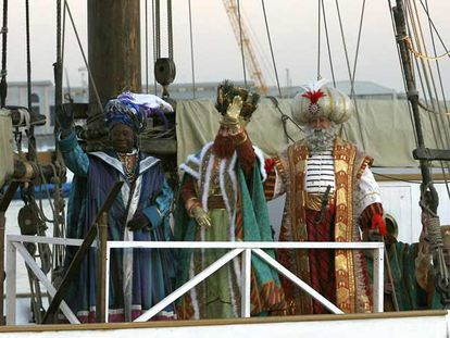 Los Reyes Magos llegando en barco a Barcelona en 2019.