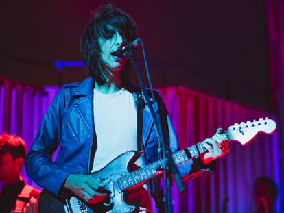 Badwan, cantante de The Horrors, en una actuaci&oacute;n.