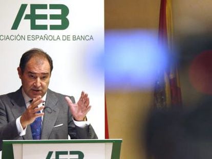 La AEB prevé compras y fusiones en la banca dentro y fuera de España