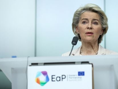 La presidenta de la Comisión Europea, Ursula von der Leyen, en una comparecencia en Bruselas este miércoles.