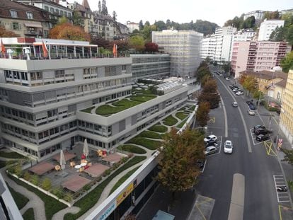 Una de las terrazas verdes de Lausana,  Suiza.