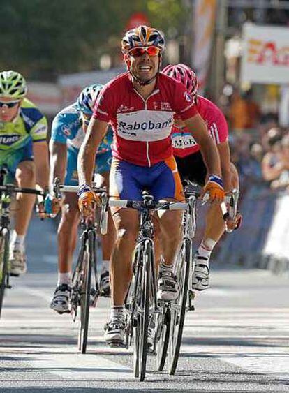 Freire celebra su victoria en la sexta etapa de la Vuelta a España.