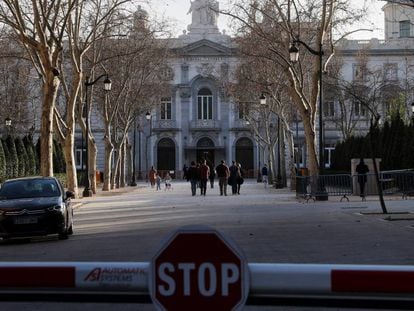 Sede del Tribunal Supremo, en la plaza de la Villa de París, en Madrid.