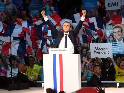 Emmanuel Macron durante un acto de la campa&ntilde;a en Paris el 17 de abril. 