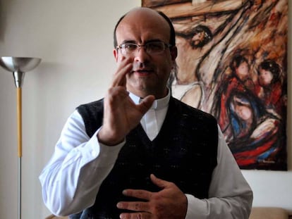 El sacerdote Mauricio Víquez Lizano, en una fotografía de archivo.