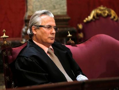 El juez Baltasar Garzón, en el Tribunal Supremo, en Madrid, en la primera jornada del juicio por prevaricación en 2012.