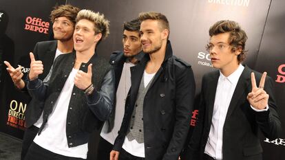 Desde la izquierda, Louis Tomlinson, Niall Horan, Zayn Malik, Liam Payne y Harry Styles, en el estreno de la película 'One Direction: This Is Us', en Nueva York, en agosto de 2013.